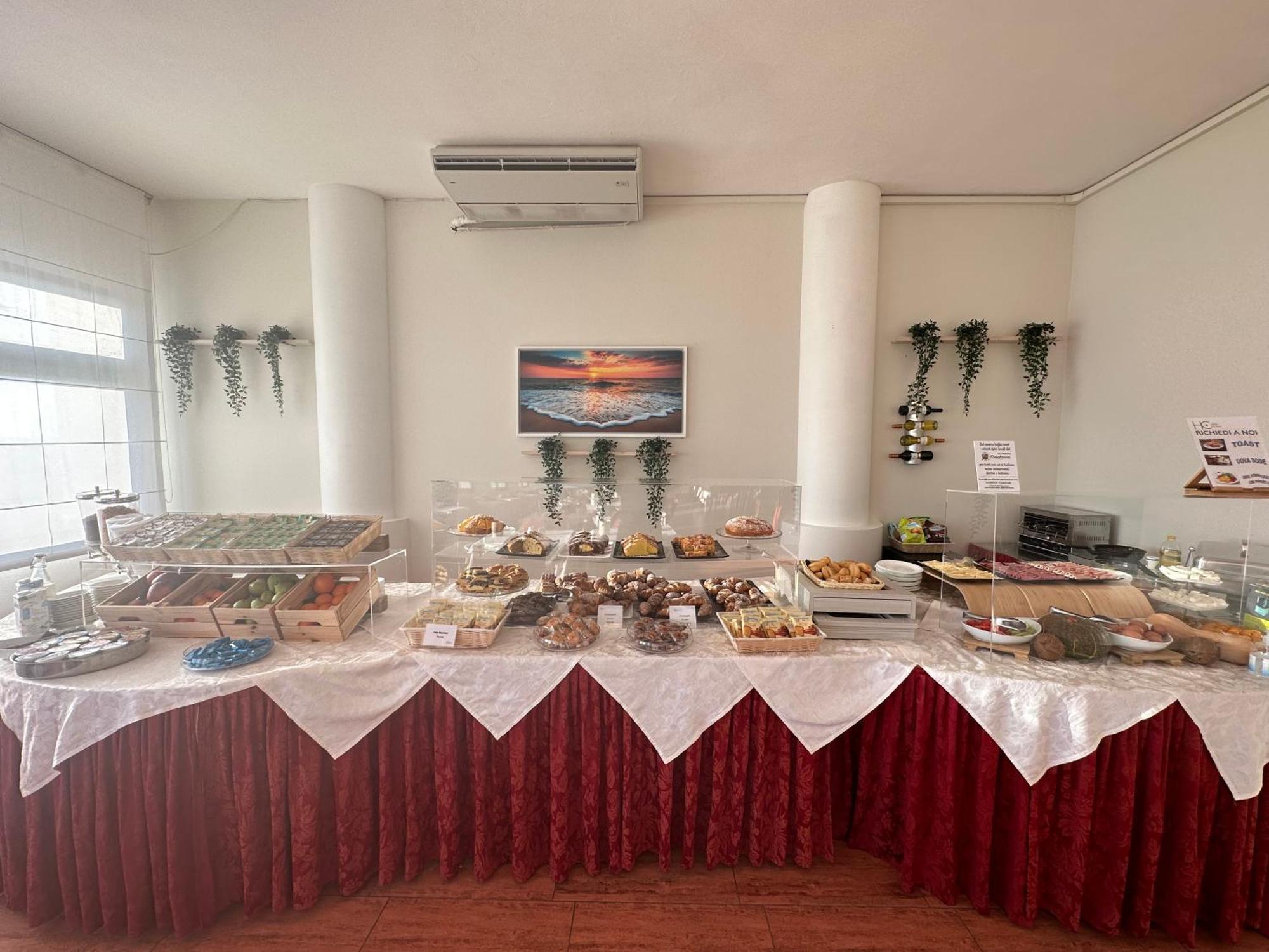 Centrale Hotel 3*